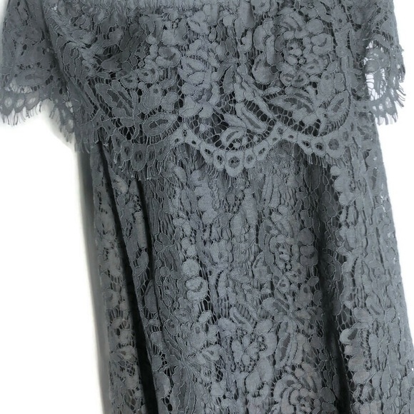 No Boundaries Women’s Off The Shoulders Lace Top - Picture 3 of 4